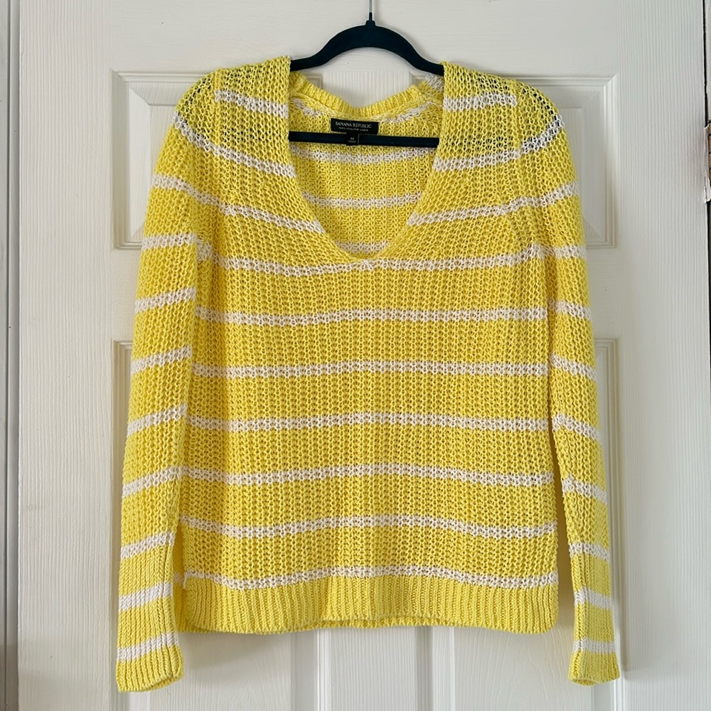 Banana republic sweater